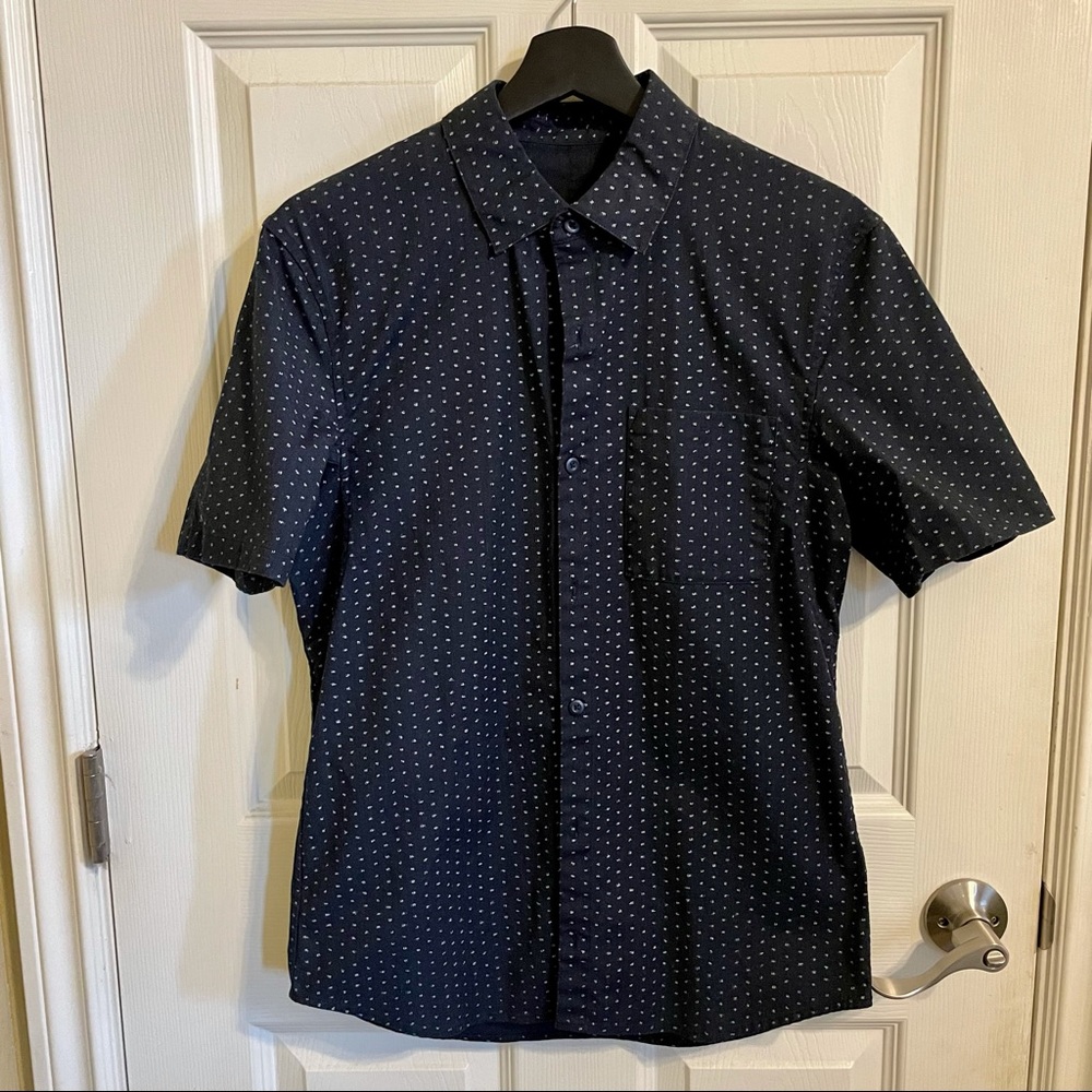 Lululemon short sleeve button down